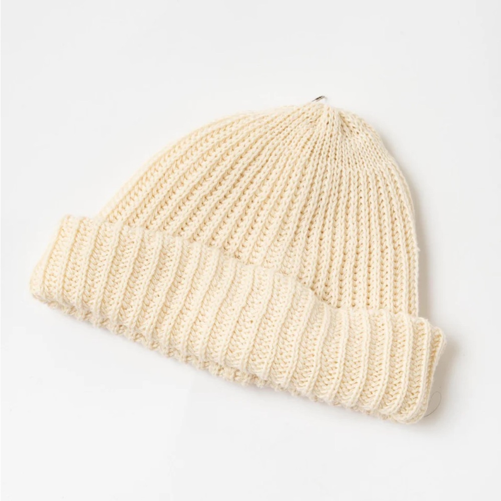 ROTOTO R5082 CHUNKY COTTON SHORT BEANIE IN RAW WHITE